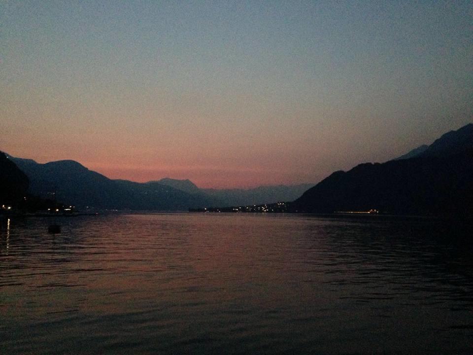 L For Lake Mandello del Lario Exteriér fotografie