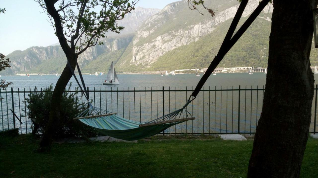 L For Lake Mandello del Lario Exteriér fotografie